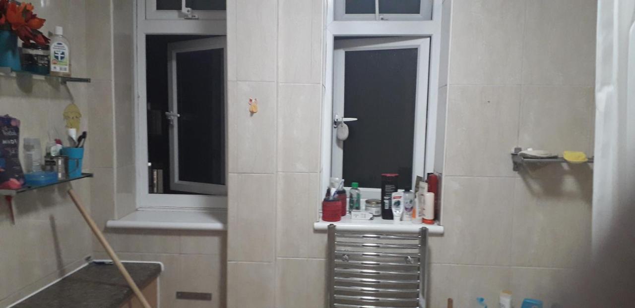 لندن 7, Cranehouse Brangbourne Road One Big Double Room Available On Reasonable Price, Shared Flat المظهر الخارجي الصورة