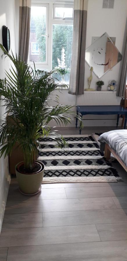 لندن 7, Cranehouse Brangbourne Road One Big Double Room Available On Reasonable Price, Shared Flat المظهر الخارجي الصورة