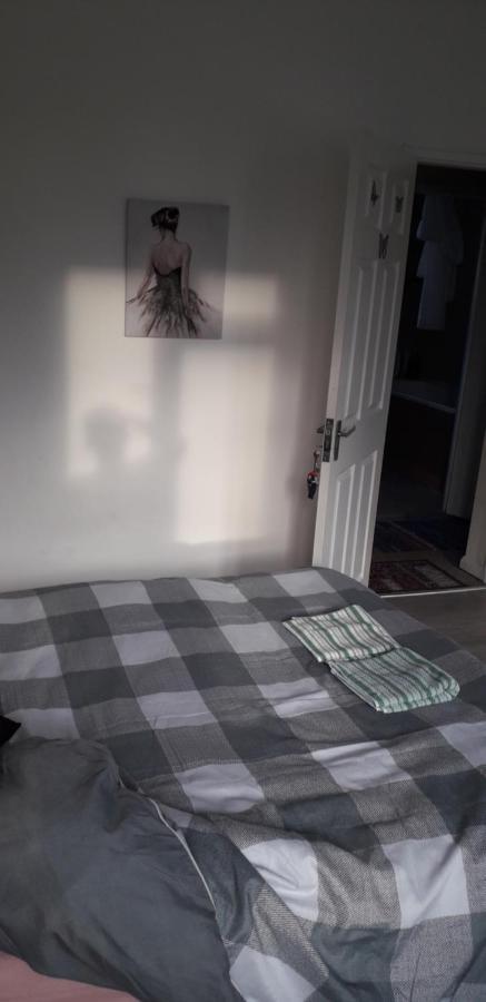 لندن 7, Cranehouse Brangbourne Road One Big Double Room Available On Reasonable Price, Shared Flat المظهر الخارجي الصورة